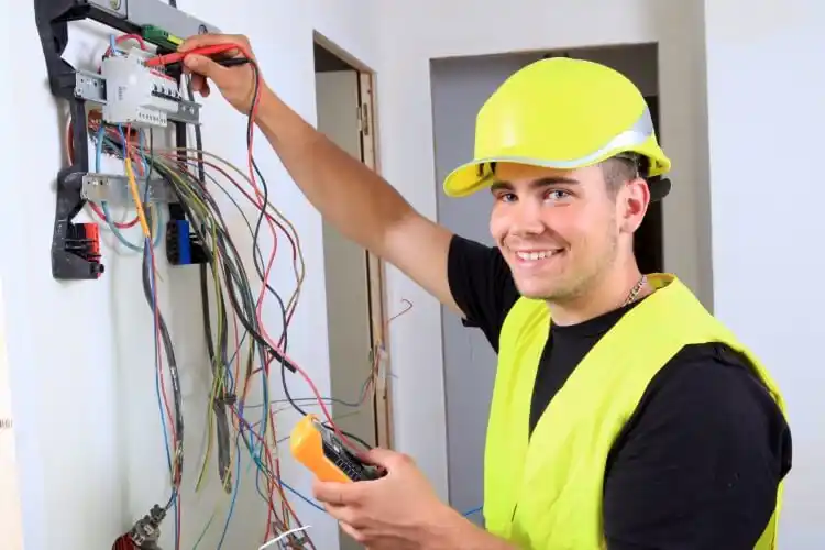 elektricien Vrouwenpolder